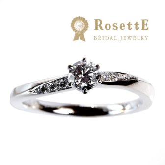 RosettEロゼットの婚約指輪で月あかり