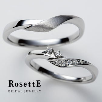 RosettEロゼットの結婚指輪でつるバラ
