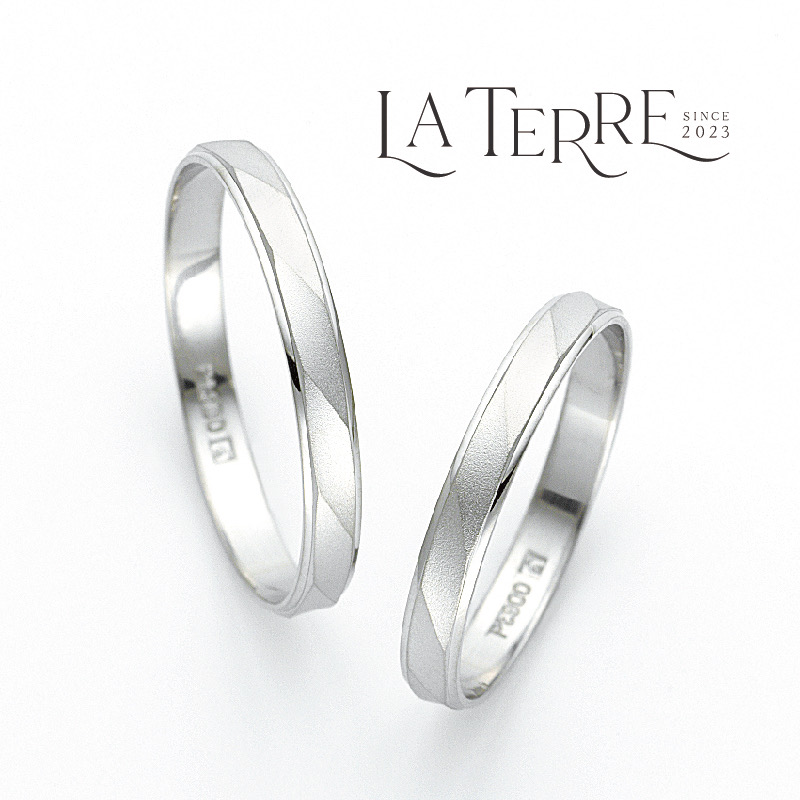 姫路でペアで10万円台で揃う結婚指輪LA TERRE