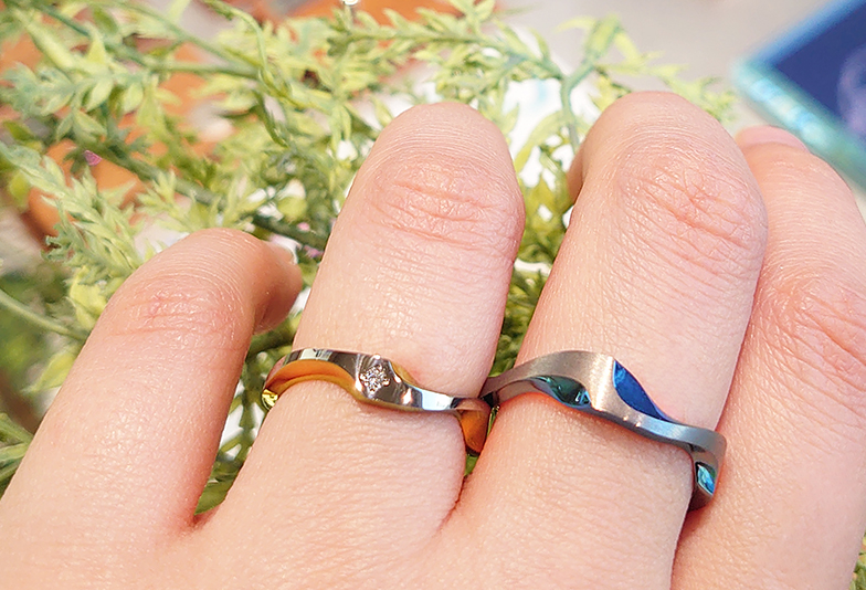 浜松市　結婚指輪　発色の指輪