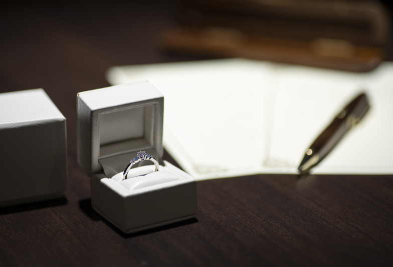 婚約指輪と手紙