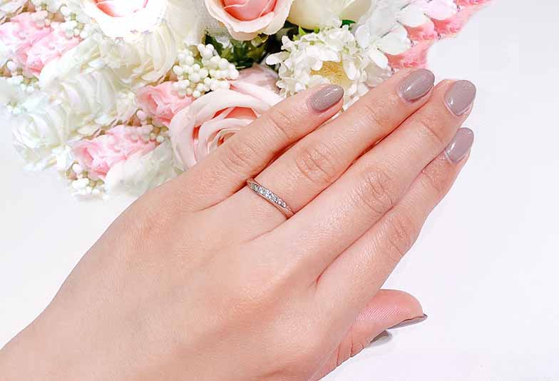 S字ラインの結婚指輪