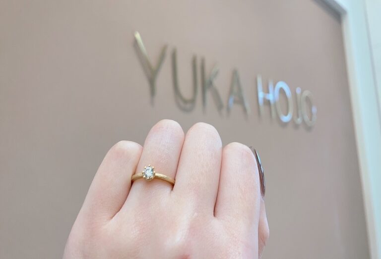 YUKAHOJOユカホウジョウの婚約指輪カプリ