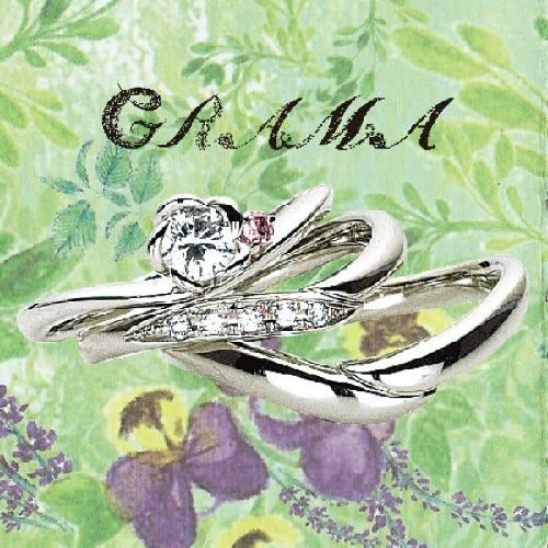 グラマの結婚指輪と婚約指輪でローズとユーカリ