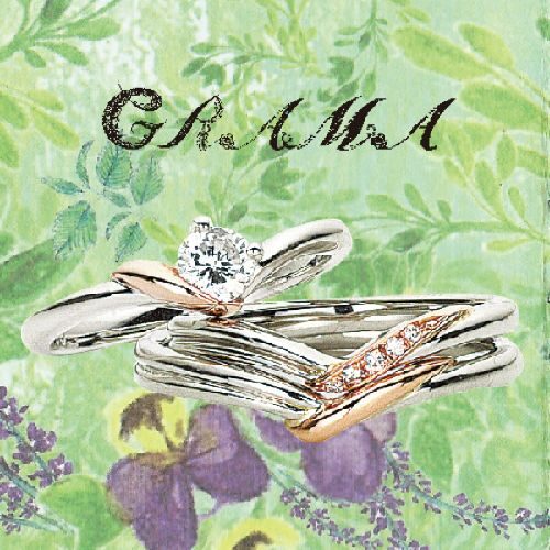グラマの婚約指輪と結婚指輪でマリーゴールド