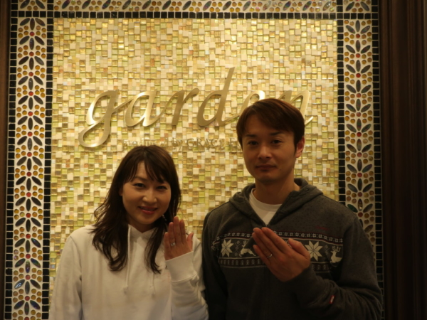 【大阪市茨木市】gardenオリジナルの婚約指輪とOCTAVE（オクターヴ）の結婚指輪をご成約頂きました。