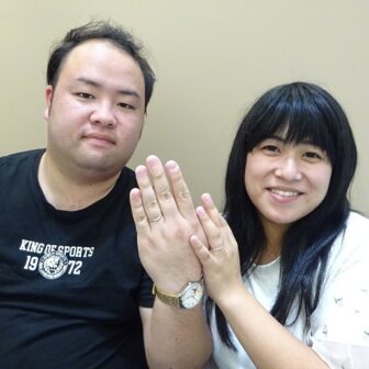 大阪府泉南市 ヴィヴァージュの婚約指輪と美女と野獣の結婚指輪をご成約いただきました