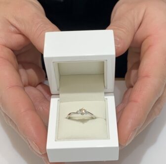 京都市東山区｜プロポーズリングにプロミスリングの婚約指輪をお選びいただきました