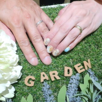 gardenオリジナルの婚約指輪とMaxiの結婚指輪