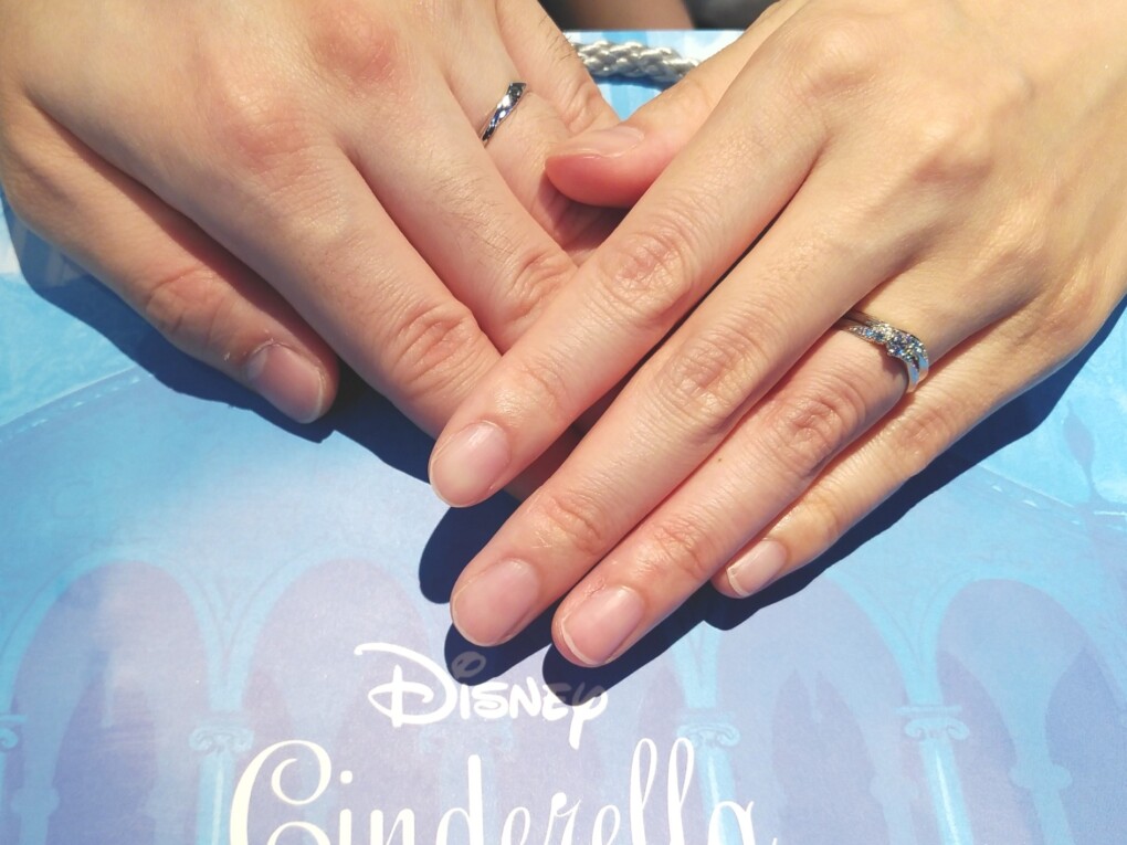 【札幌市】Disney Cinderella(シンデレラ)の婚約指輪と結婚指輪をご成約頂きました。