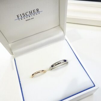 大阪府貝塚市 カスタマイズ可能なドイツ製鍛造ブランド フィッシャーの結婚指輪をご成約いただきました