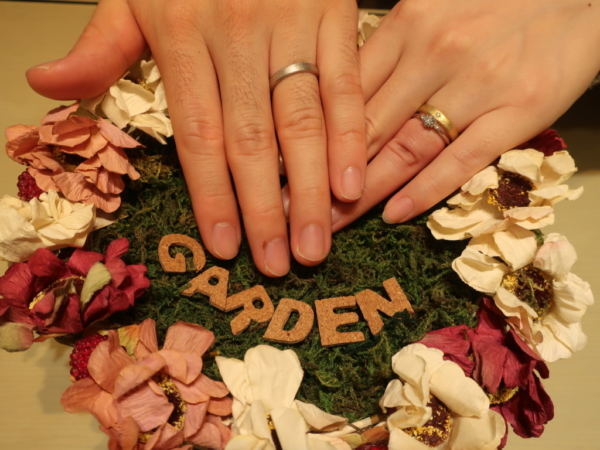 【大阪府柏原市】BAUM（バウム）の婚約指輪とYUKAHOJO（ユカホウジョウ）の結婚指輪をご成約頂きました。　