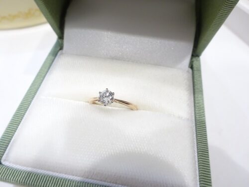 大阪府貝塚市 期間限定モデル 美女と野獣の結婚指輪とSNSで話題のラパージュの婚約指輪をご成約いただきました