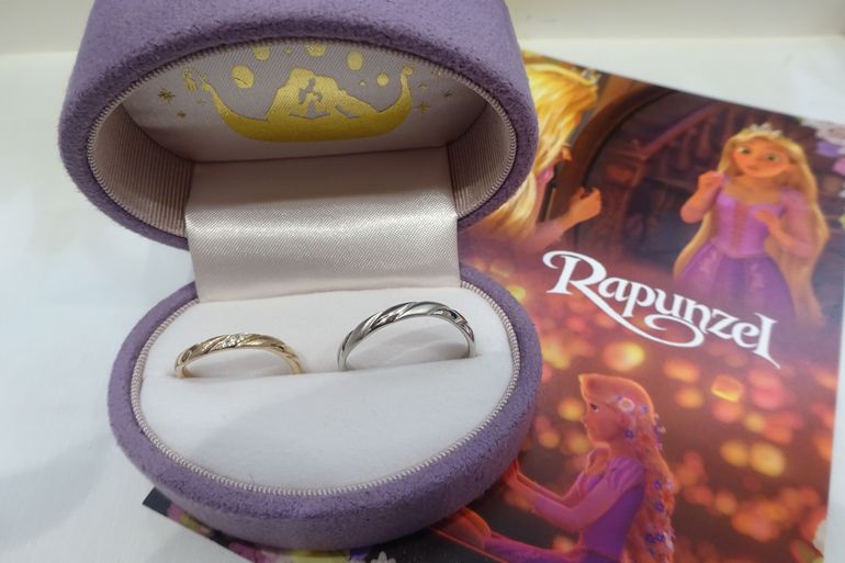 大阪府河内長野市 ディズニープリンセスの中でも一番人気なラプンツェルの結婚指輪をご成約いただきました