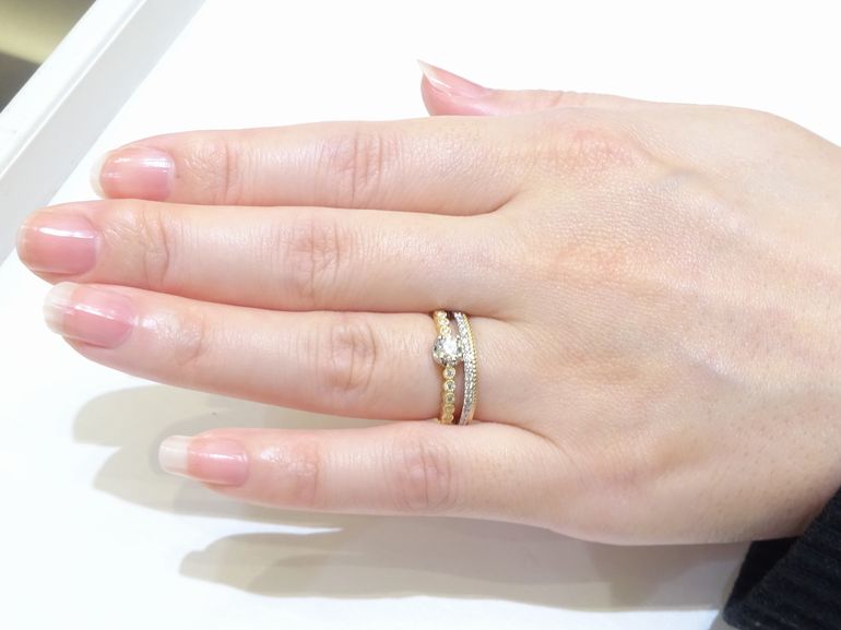 奈良県奈良市 大人カジュアルでお洒落なブランド「ロゼット」のセットリング 婚約指輪・結婚指輪をご成約いただきました