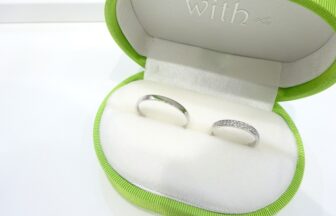 大阪府泉佐野市 シンプルすぎないおしゃれなプラチナデザインが揃うウィズィーの結婚指輪をご成約いただきました