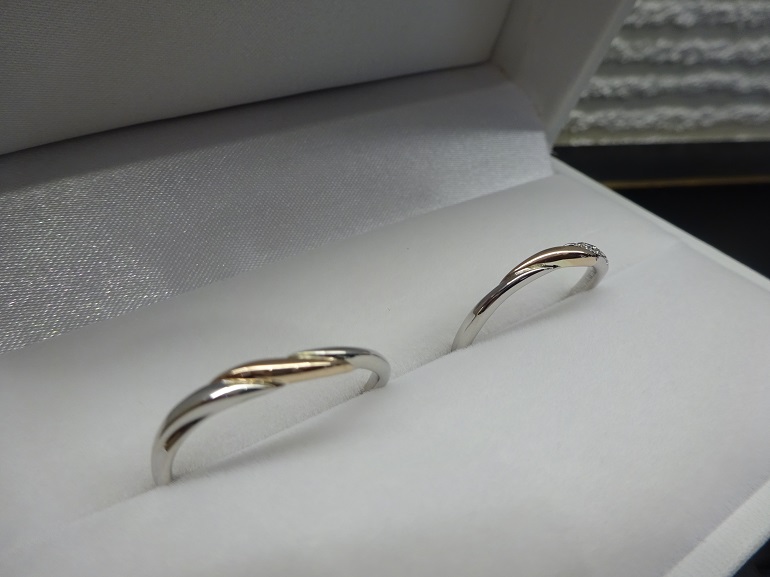 大阪府泉佐野市 コンビカラーがかわいい！gardenりんくう泉南オリジナルの結婚指輪をご成約いただきました