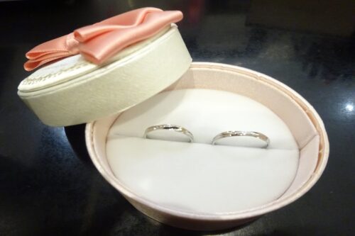 和歌山県和歌山市 シンプル×鍛造製法×日本製で大人気のインセンブレの結婚指輪をご成約いただきました