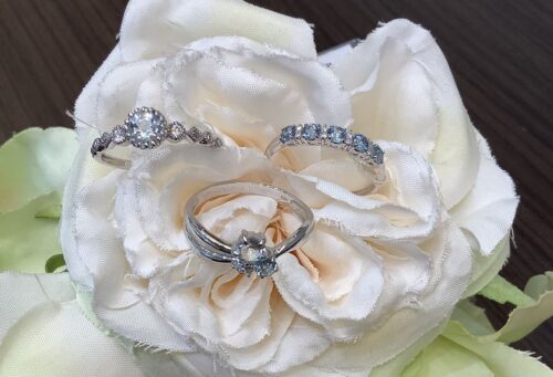 【泉南市】3月の誕生日石❝アクアマリン❞のお洒落な指輪やネックレスを大切な人へのプレゼントにいかがですか？