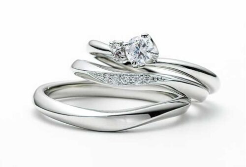 大阪府阪南市 ハートアンドキューピッドが見える上質なダイヤモンドのみを使用したエトルの結婚指輪をご成約いただきました