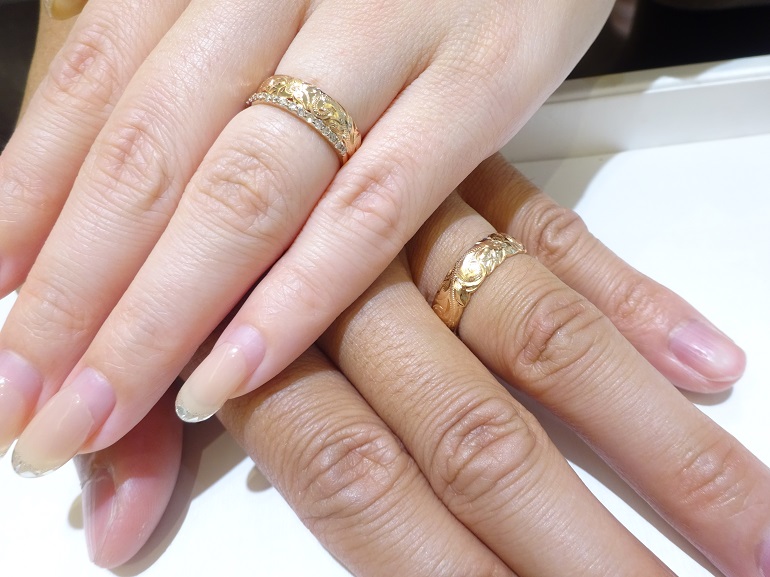 大阪府泉南市 本場ハワイの手彫りが美しいハワイアンジュエリー(maxi)の結婚指輪をご成約いただきました