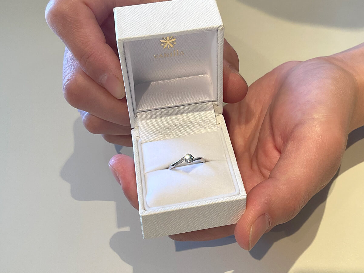 広島県・福山市｜ 彩乃瑞（いろのは）の婚約指輪をご成約いただきました