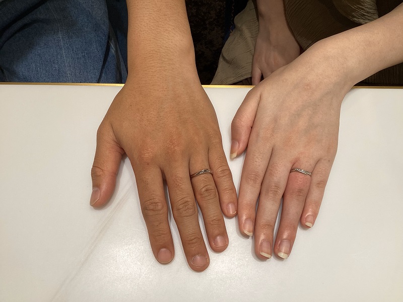和歌山県紀の川市｜ピンクのダイヤモンドとピンクドルフィンの刻印が可愛いピンクドルフィンダイヤモンド結婚指輪をご成約いただきました