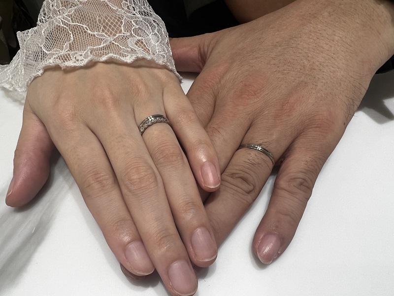 滋賀県近江八幡市｜CHERLUVの婚約指輪とインセンブレの結婚指輪をご成約いただきました