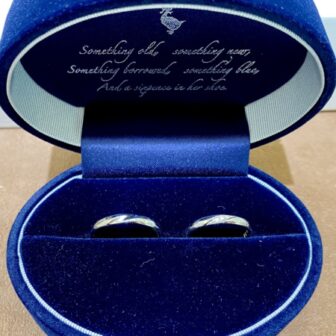 兵庫県相生市「Something Blue」の結婚指輪をご成約頂きました。