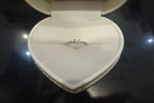 ブライダルパックでお得に購入できる婚約指輪はgardenオリジナルの婚約指輪