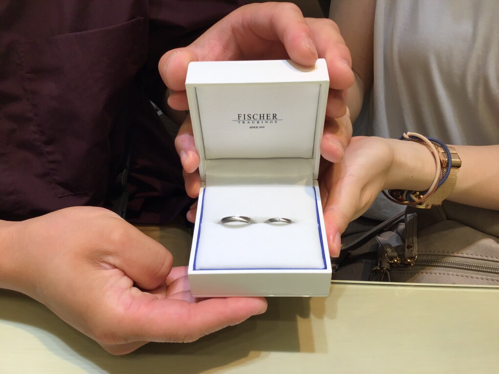 姫路市 草津市 鍛造製法のドイツブランド（フィッシャー）の結婚指輪をご成約いただきました