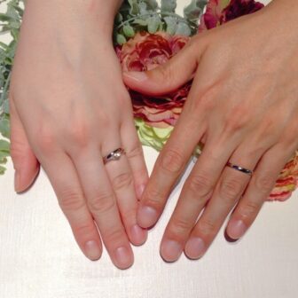 【札幌市】PROPOSEオリジナルの婚約指輪とinsembre(インセンブレ)の結婚指輪をご成約頂きました。