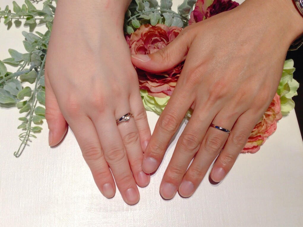 【札幌市】PROPOSEオリジナルの婚約指輪とinsembre(インセンブレ)の結婚指輪をご成約頂きました。