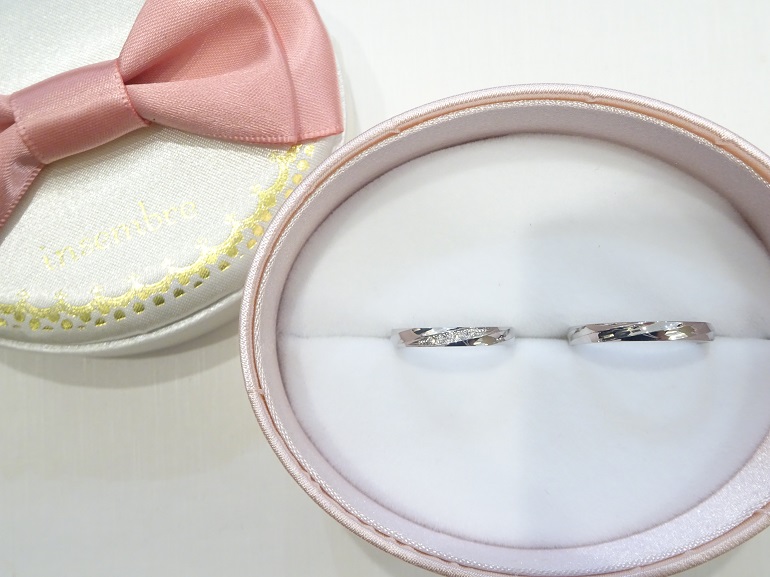 大阪府・泉佐野市｜強度に優れた人気の国産鍛造のインセンブレの結婚指輪をご成約されたお客様です。