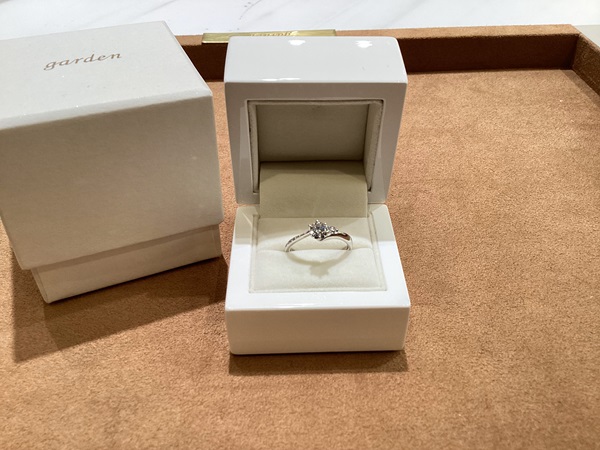 和歌山県岩出市｜Mariage entの婚約指輪をご成約いただきました