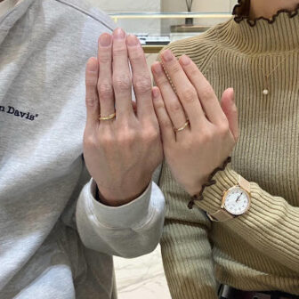 滋賀県湖南市｜人と被りにくいゴールドのお色味と高品質の面を気に入ってくださりFISCHERの結婚指輪をご成約いただきました