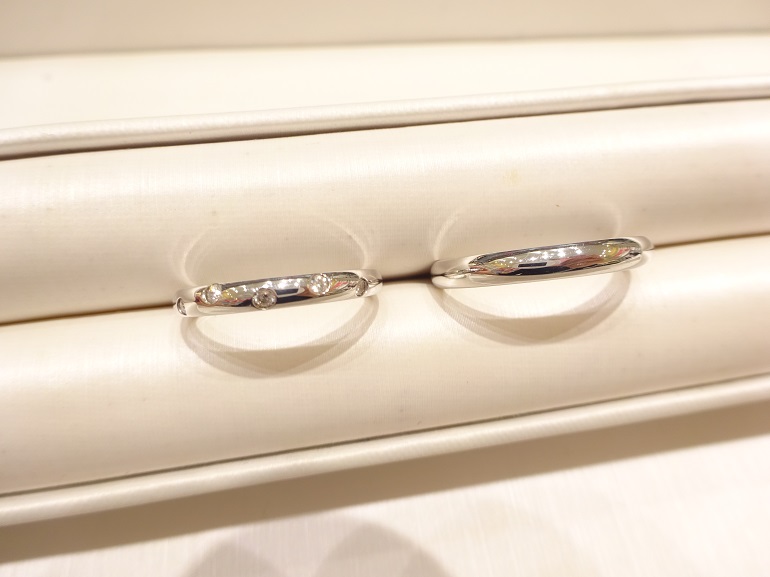【和歌山・岩出市】デザイン豊富でしかもリーズナブルなgardenりんくう泉南オリジナル結婚指輪をご成約されたお客様です。