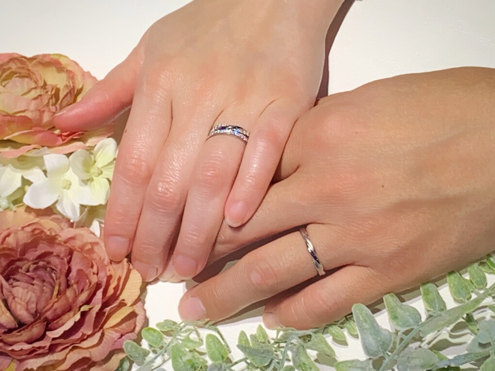 【札幌市】Something Blue(サムシングブルー)の婚約指輪とIce Blue DIAMOND(アイスブルーダイヤモンド)の結婚指輪をご成約頂きました。