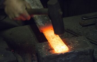 鍛造製法　結婚指輪　婚約指輪