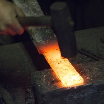 鍛造製法　結婚指輪　婚約指輪