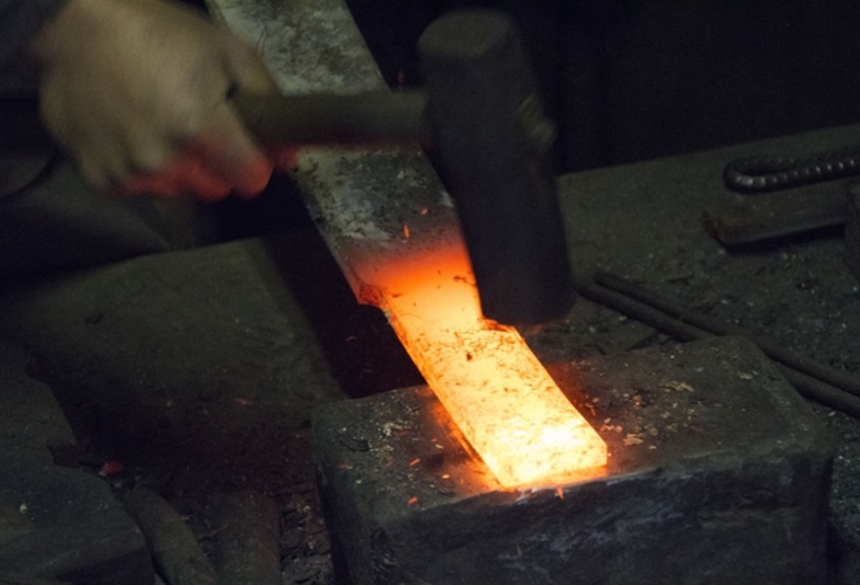 鍛造製法　結婚指輪　婚約指輪