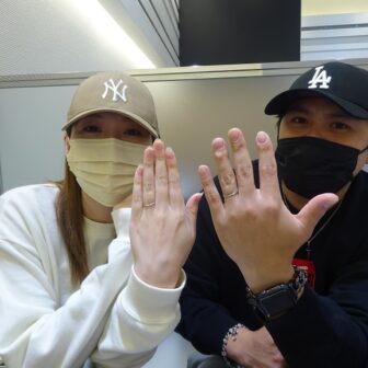 和歌山県日高郡 シンプルで細目のデザインとリーズナブルな所も気に入り、プリートの結婚指輪をご成約のお客様です。