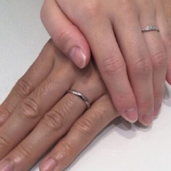 和歌山県岩出市 デザインと2人の歴史の始まりというコンセプトが気に入り、ラパージュの結婚指輪をご成約のお客様です。