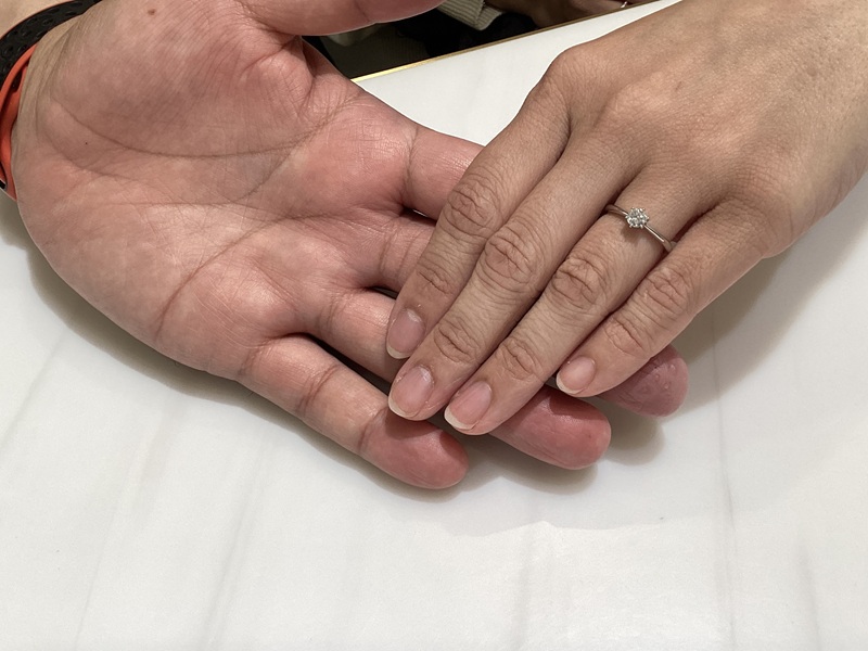 和歌山県紀三井寺からご来店 gardenオリジナルの婚約指輪(エンゲージリング)をご成約いただきました