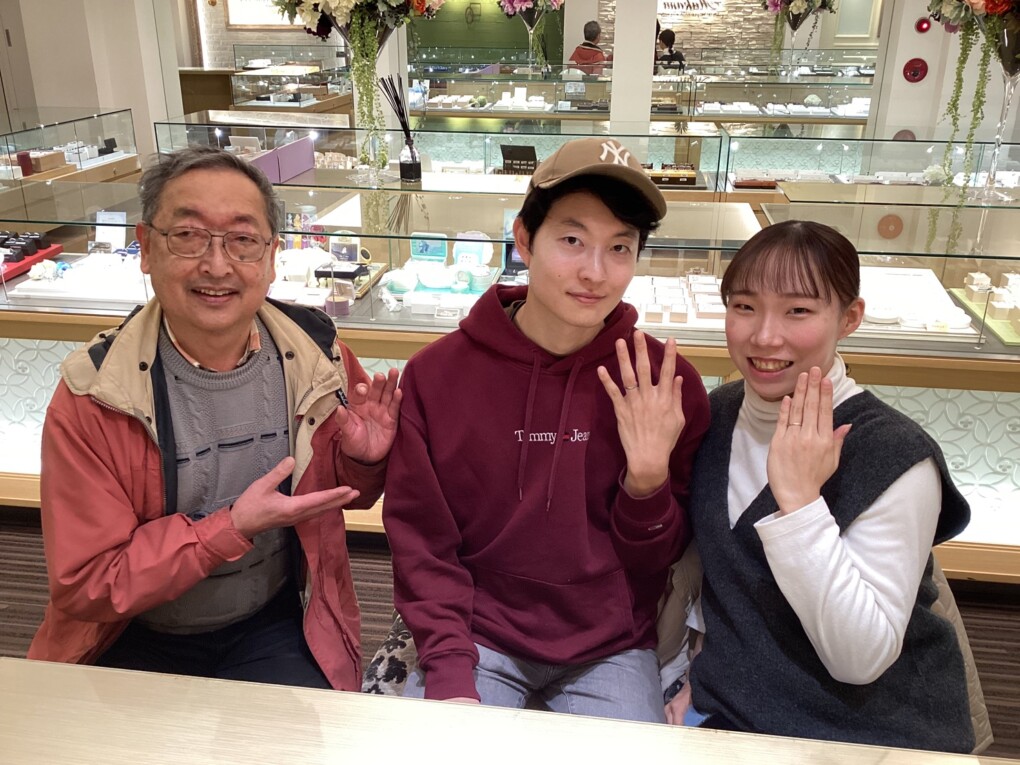 兵庫県姫路市からご来店「FISCHER」のマリッジリングをご成約頂きました