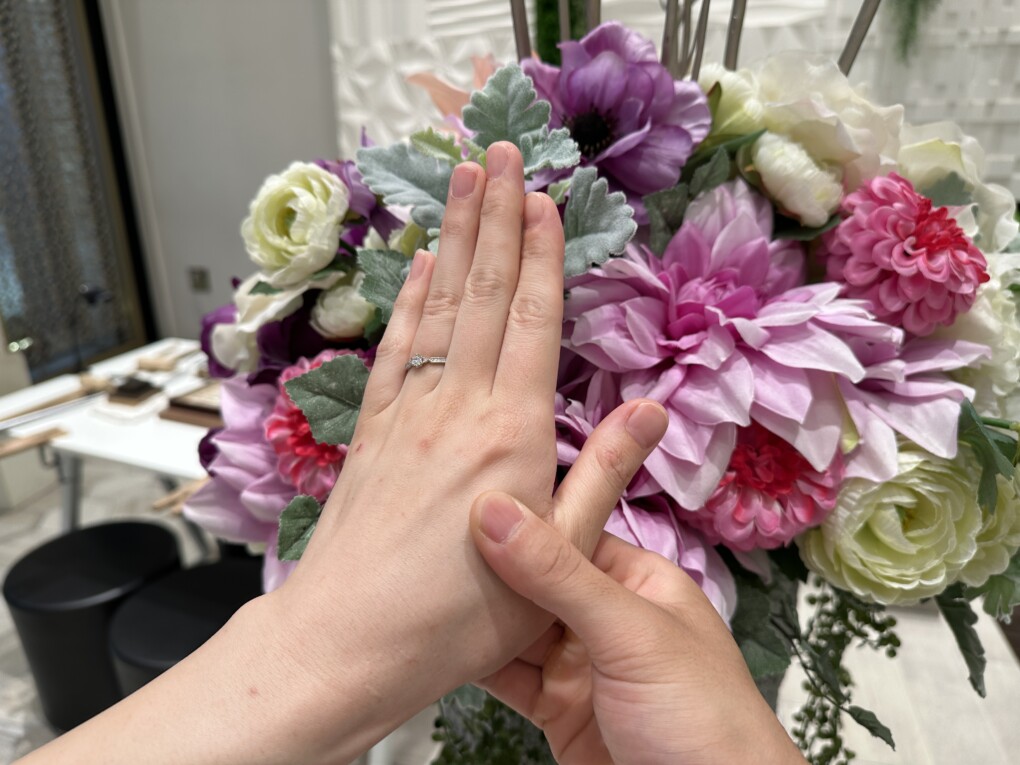 姫路市よりご来店「PRIMA PORTA」の婚約指輪をご成約頂きました