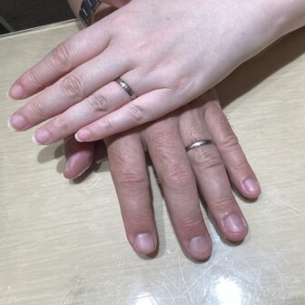 【大阪市・東成区】RosettE/SPの婚約指輪とFISCHERの結婚指輪をペアでご成約いただきました。