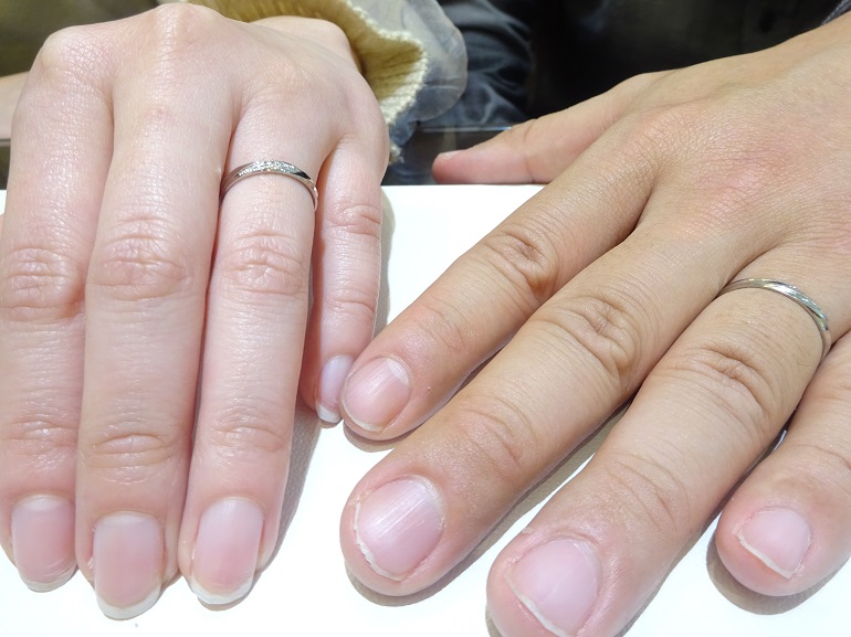 大阪府和泉市 造りのしっかりした鍛造製法が気に入り、インセンブレの結婚指輪をご成約のお客様です。