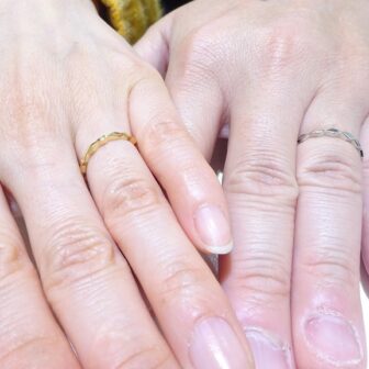 和歌山県岩出市 ネットで気になっていたデザインがあり、グラマの結婚指輪をご成約のお客様です。