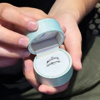 【札幌市】Disney The Little Mermaid(リトルマーメイド)の婚約指輪と結婚指輪をご成約頂きました。